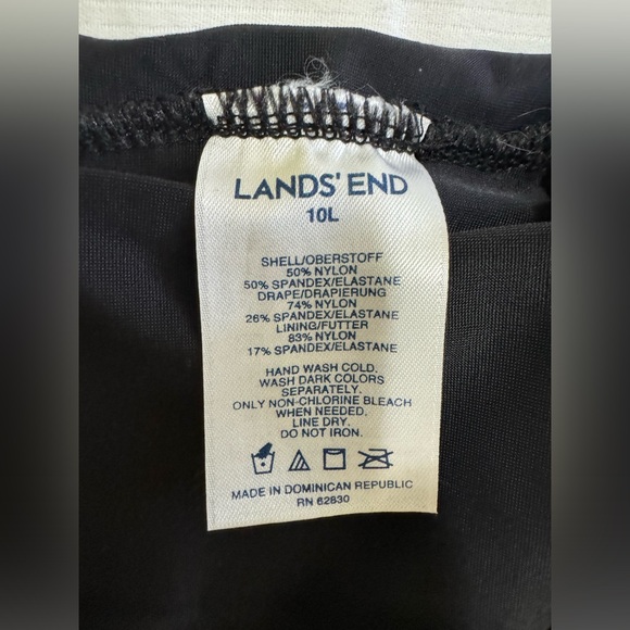 Lands’ End black one piece swimsuit size 10L - Picture 4 of 4